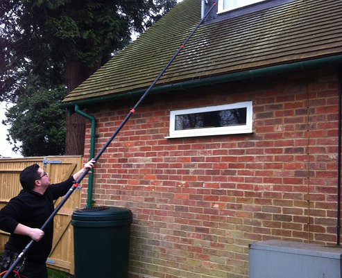 Window cleaning in Pitshanger